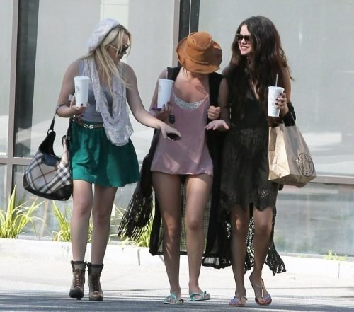 Selena Gomez Feet Toes And Soles 2351