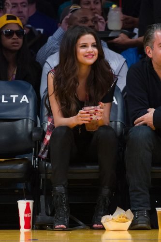Selena Gomez Feet Toes And Soles 2449