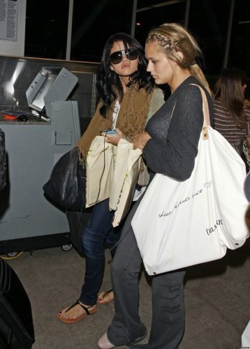 Selena Gomez Feet Toes And Soles 2528