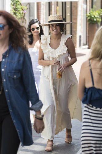 Selena Gomez Feet Toes And Soles 2539