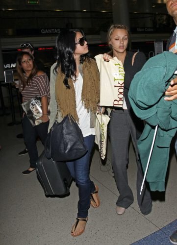 Selena Gomez Feet Toes And Soles 2558