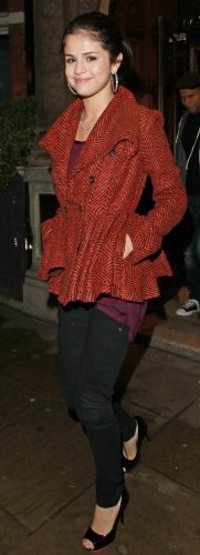 Selena Gomez Feet Toes And Soles 2579