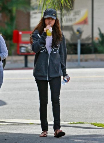 Selena Gomez Feet Toes And Soles 2646