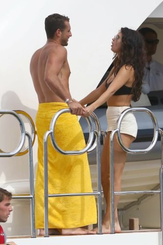 Selena Gomez Feet Toes And Soles 2695