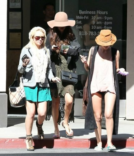 Selena Gomez Feet Toes And Soles 2832
