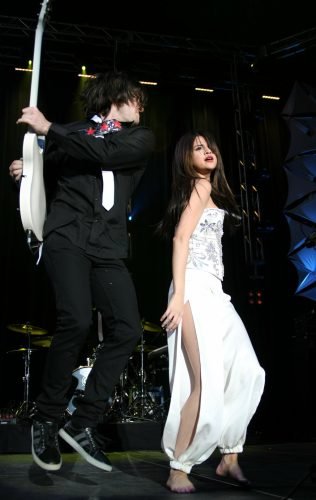 Selena Gomez Feet Toes And Soles 2914