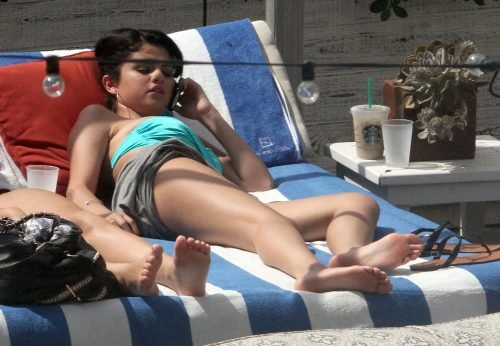 Selena Gomez Feet Toes And Soles 3083