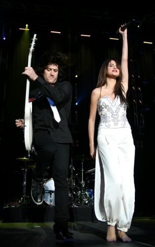 Selena Gomez Feet Toes And Soles 3419
