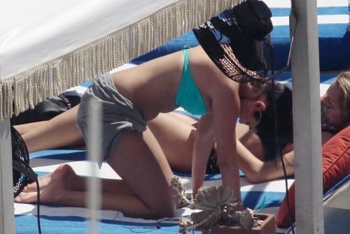 Selena Gomez Feet Toes And Soles 3543