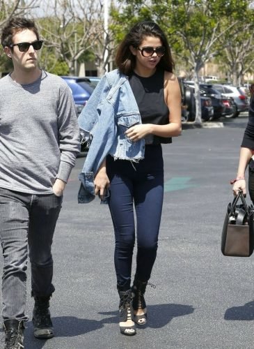 Selena Gomez Feet Toes And Soles 3553