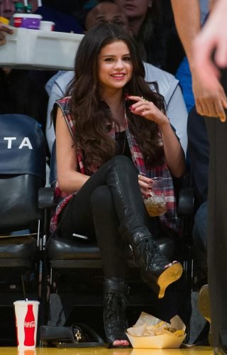 Selena Gomez Feet Toes And Soles 3668