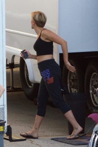 Scarlett Johansson Feet Toes And Soles 854