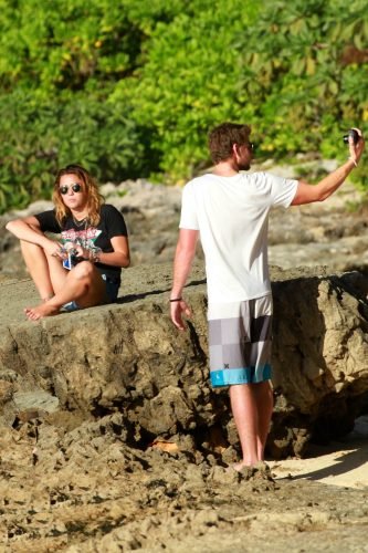 Miley Cyrus Feet Toes And Soles 57