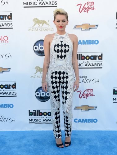 Miley Cyrus Feet Toes And Soles 78