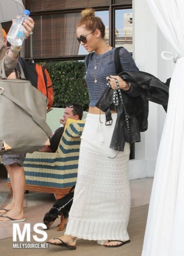 Miley Cyrus Feet Toes And Soles 126