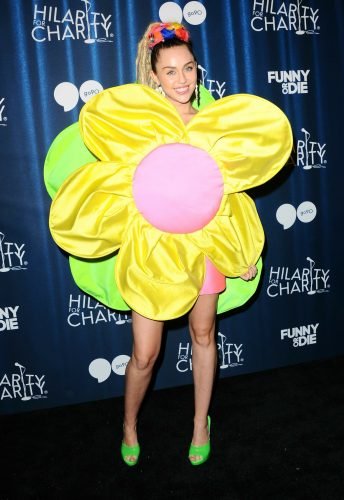 Miley Cyrus Feet Toes And Soles 161