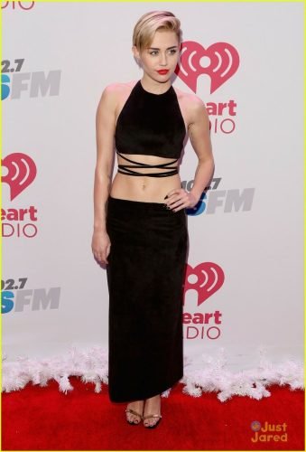 Miley Cyrus Feet Toes And Soles 355