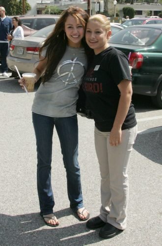 Miley Cyrus Feet Toes And Soles 379