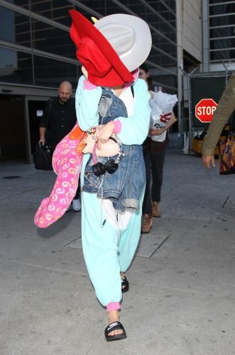 Miley Cyrus Feet Toes And Soles 462