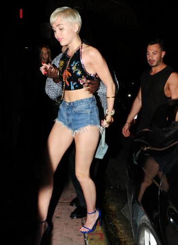 Miley Cyrus Feet Toes And Soles 661