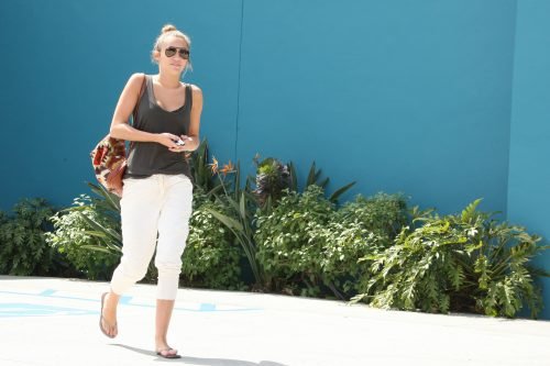 Miley Cyrus Feet Toes And Soles 1022