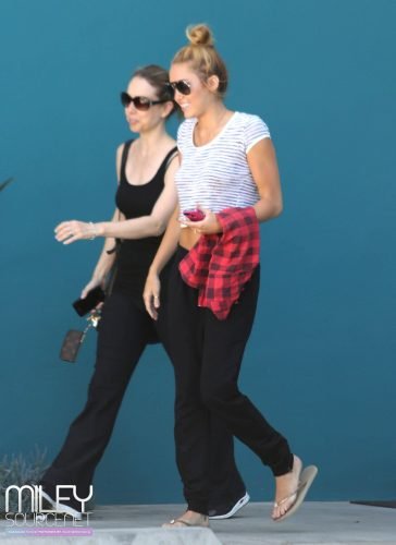 Miley Cyrus Feet Toes And Soles 1797