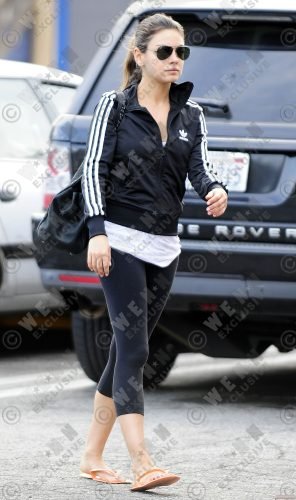 Mila Kunis Feet Toes And Soles 108