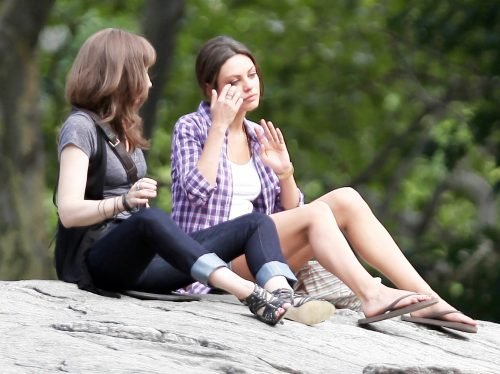 Mila Kunis Feet Toes And Soles 144