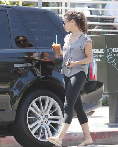 Mila Kunis Feet Toes And Soles 306