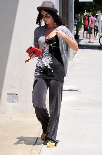 Megan Fox Feet Toes And Soles 447