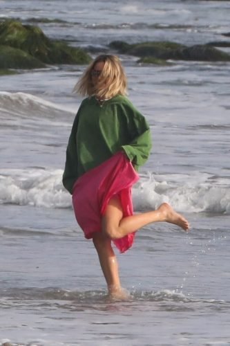 Margot Robbie Feet Toes And Soles 263