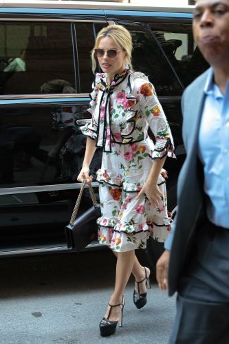 Margot Robbie Feet Toes And Soles 323