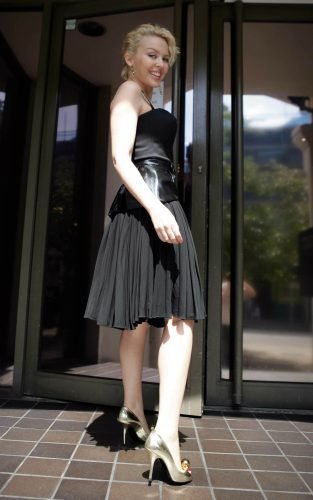 Kylie Minogue Feet Toes And Soles 1313
