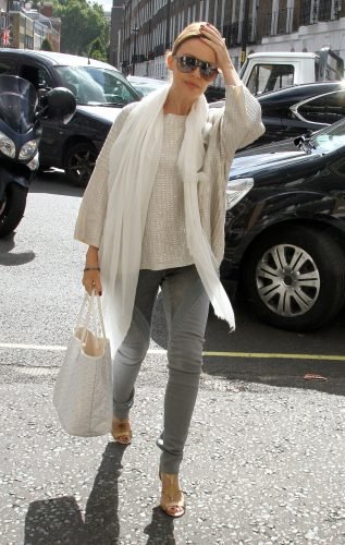 Kylie Minogue Feet Toes And Soles 1897