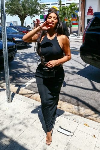 Kim Kardashian Feet Toes And Soles 78