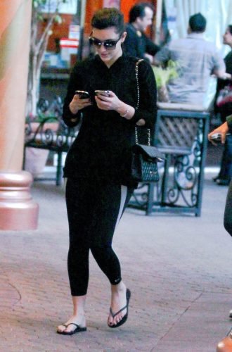 Kim Kardashian Feet Toes And Soles 288