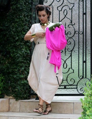 Kim Kardashian Feet Toes And Soles 376