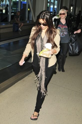 Kim Kardashian Feet Toes And Soles 471