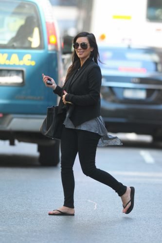 Kim Kardashian Feet Toes And Soles 837