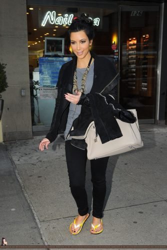 Kim Kardashian Feet Toes And Soles 938