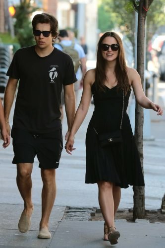 Keira Knightley Feet Toes And Soles 14