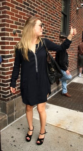 Kaley Cuoco Feet Toes And Soles 200