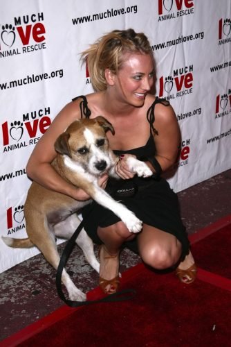 Kaley Cuoco Feet Toes And Soles 205