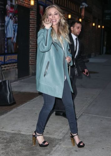 Kaley Cuoco Feet Toes And Soles 606