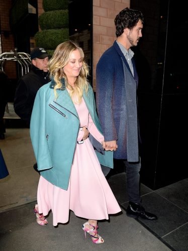 Kaley Cuoco Feet Toes And Soles 618