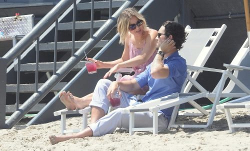 Kaley Cuoco Feet Toes And Soles 695