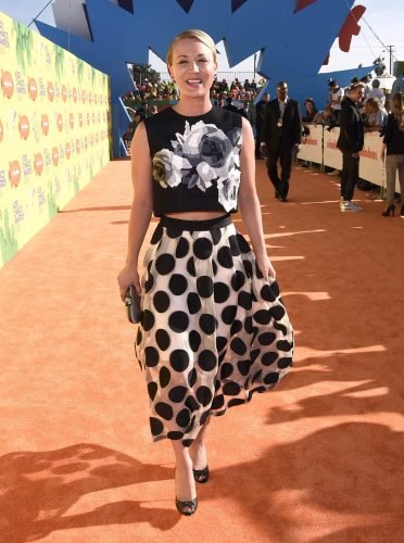 Kaley Cuoco Feet Toes And Soles 861