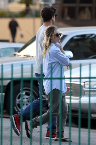 Kaley Cuoco Feet Toes And Soles 887