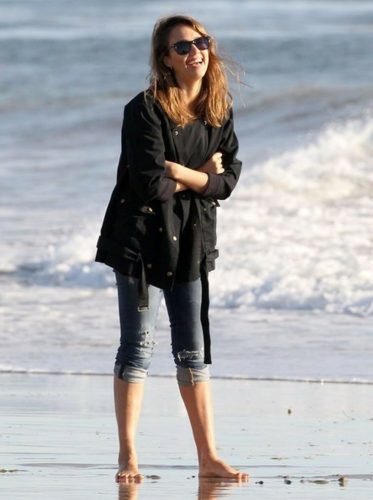 Jessica Alba Feet Toes And Soles 595