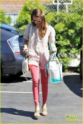 Jessica Alba Feet Toes And Soles 694